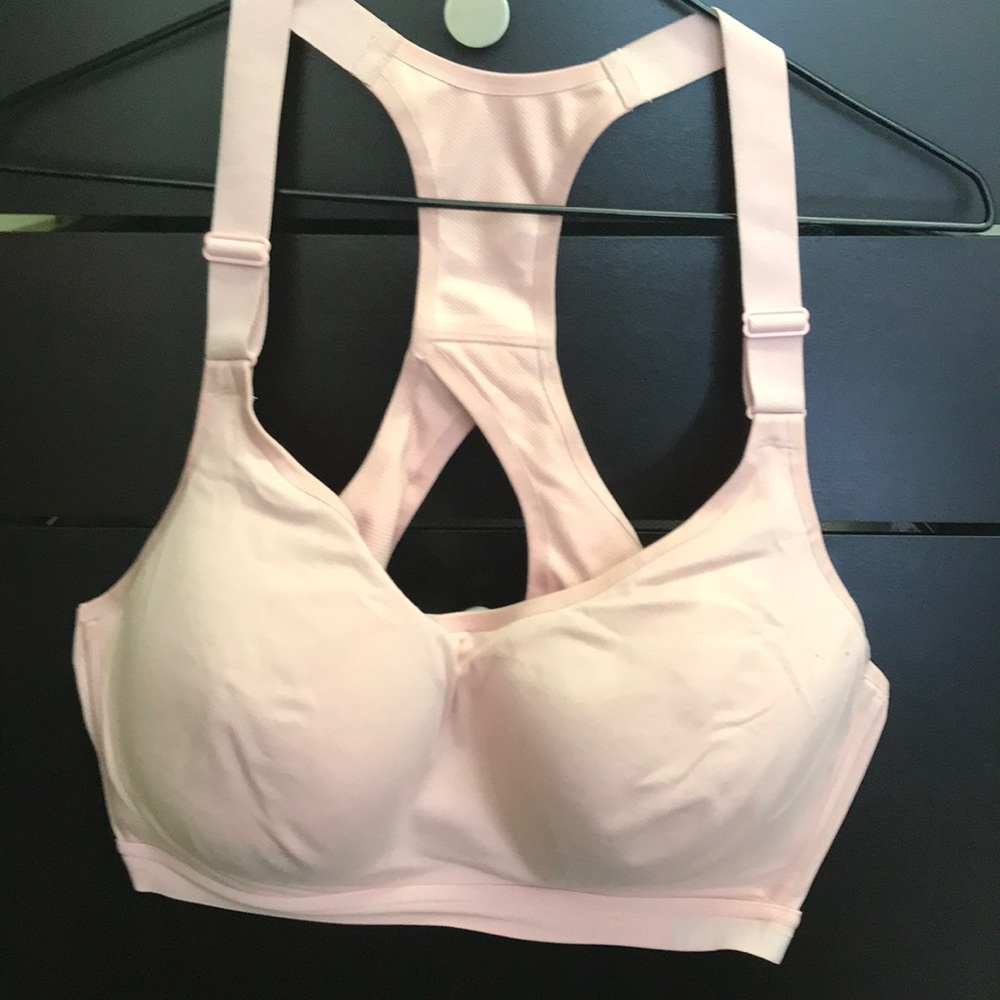 VICTORIA SPORT-38D Blush Pink High Impact bra